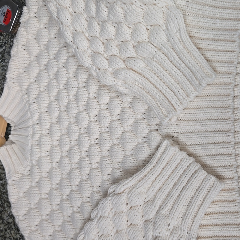 Cozy Cream Knit Sweater Wool Poly P2p 20